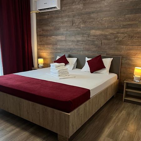 Clb Residence Западен Ефорие Екстериор снимка